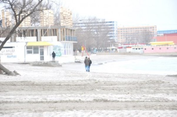 Zeci de autorizaţii de construcţii eliberate în Mamaia, în pericol să fie anulate în instanţă